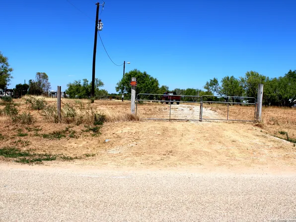 139 CR 7751 LOT 73, Devine, TX 78016