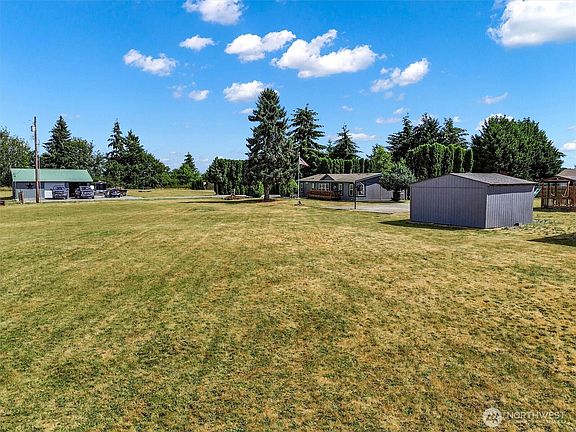 3rd image of 28707 26th Avenue E