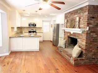 820 Glenwood Dr, Gainesville, GA 30501