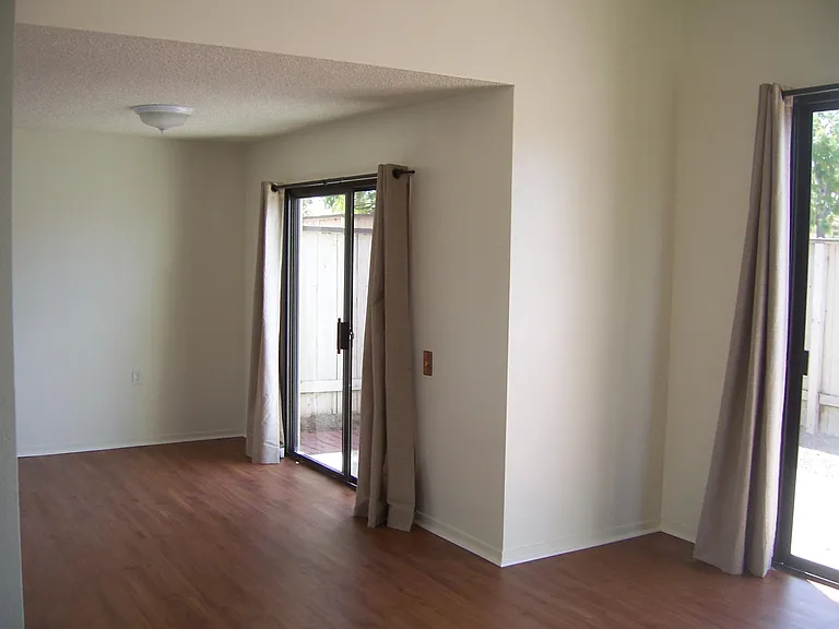3644 Constellation Rd — Photo 5