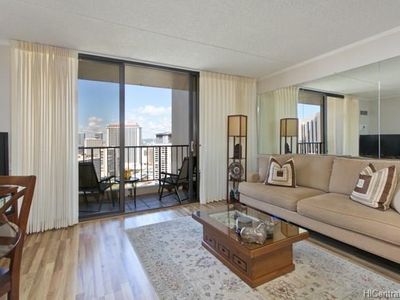 411 Hobron Ln APT 2608, Honolulu, HI, 96815