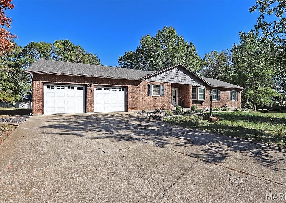 1st image of 436 Squaw Valley Dr