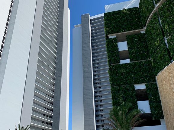 4th image of 16385 Biscayne Blvd Unit 2821