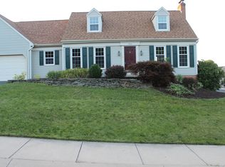 7 Eastbrooke Dr, Ephrata, PA 17522
