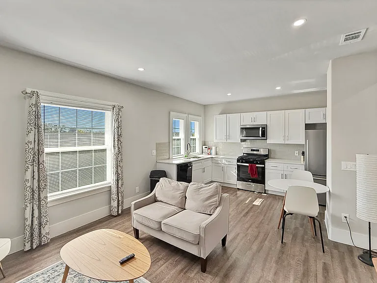 801 N Marsalis Ave #201 — Photo 6