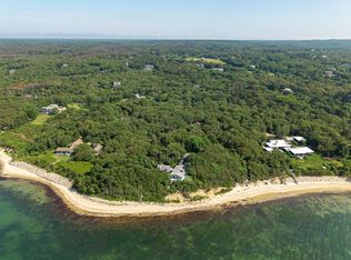 9 Beach Pebble Rd, West Tisbury, MA 02575