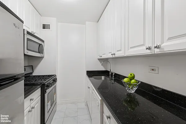 Rented by Brown Harris Stevens | media 5