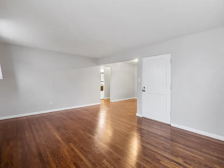 514 Prescott Ave — Photo 4