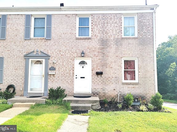 2nd image of 16725 Chowning Ct