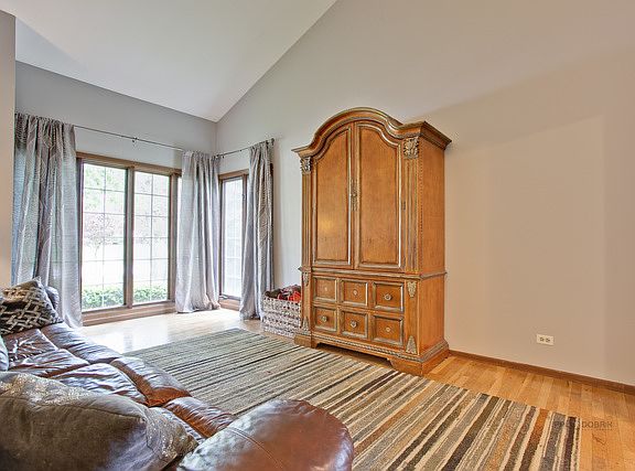 4th image of 17599 W Dartmoor Dr