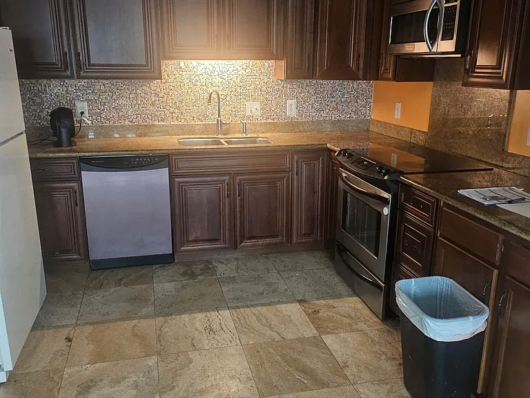 1550 Davenport Pl #1 — Photo 7