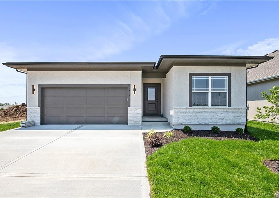 1st image of 17103 W 168th Pl