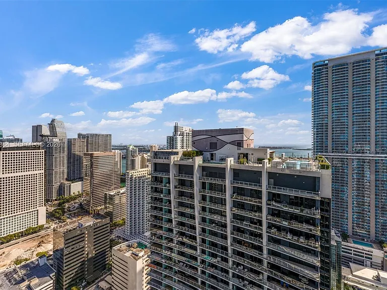 1000 Brickell Plz #Penthouse 5203 — Photo 32