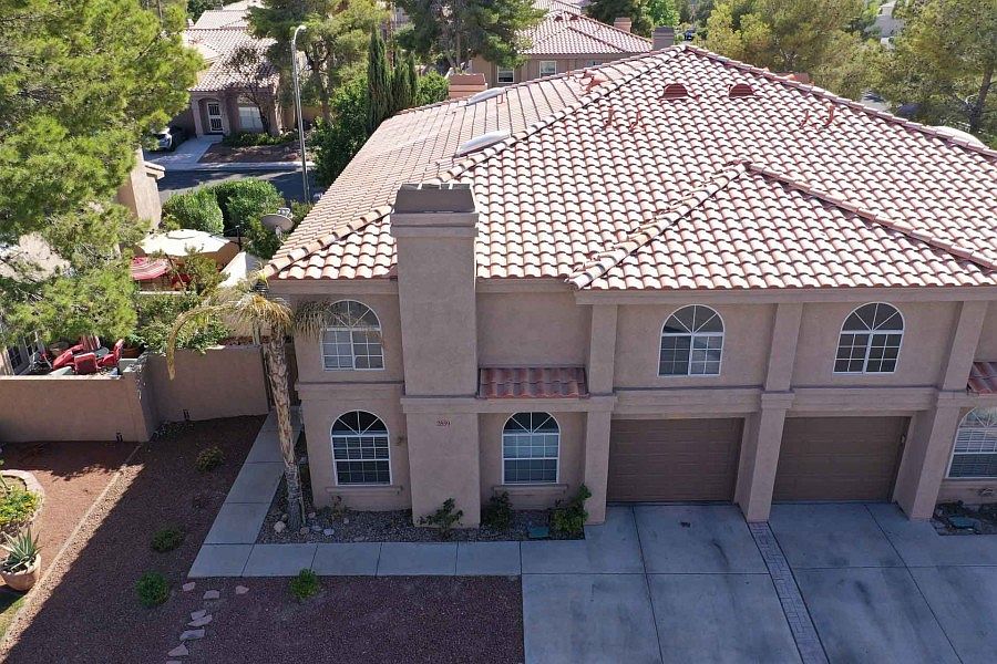 1st image of 2839 Shannon Cove Dr