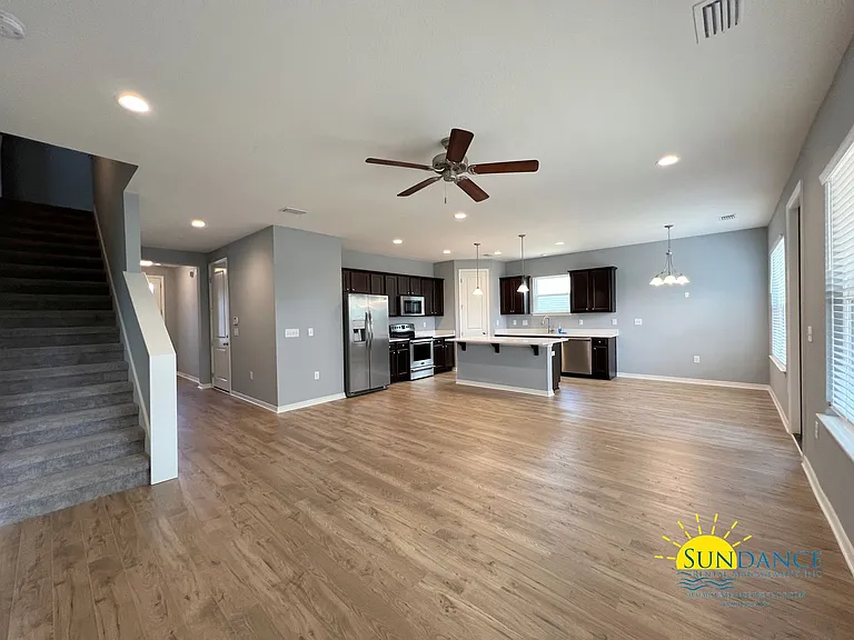 162 Creve Core Dr — Photo 2