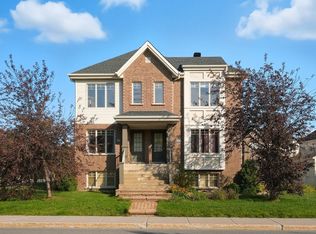 564 Boulevard Vauquelin, Longueuil, QC J3Y0E9