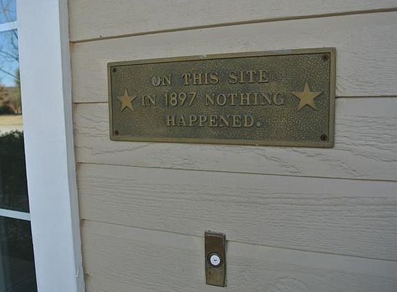 3rd image of 1401 Coventry Cir