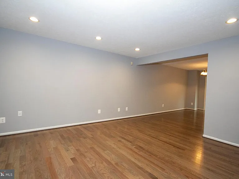 9432 Loch Leven Ct — Photo 3