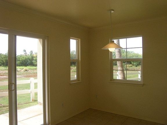 Dining Area and Lanai