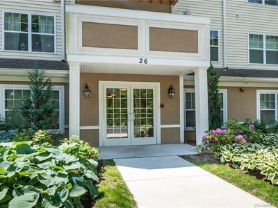 26 Schoolhouse Dr UNIT 404, West Hartford, CT, 06110