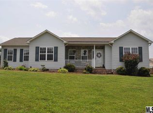 3849 Serenity Dr, Hickory, NC 28602