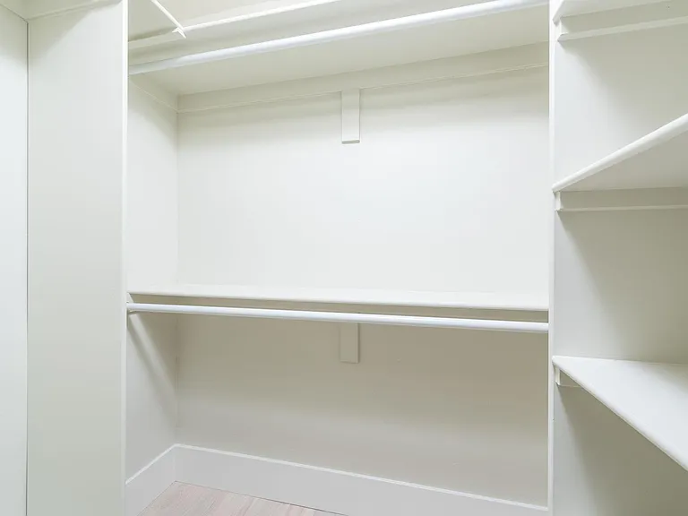 Luxury Spaces — Photo 238