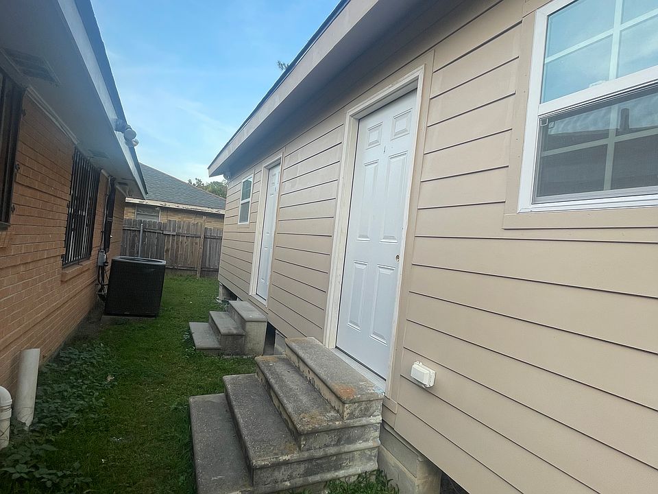 1st image of 1228 Michael St APT A