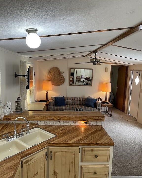 1st image of 4024 SE 29th Court