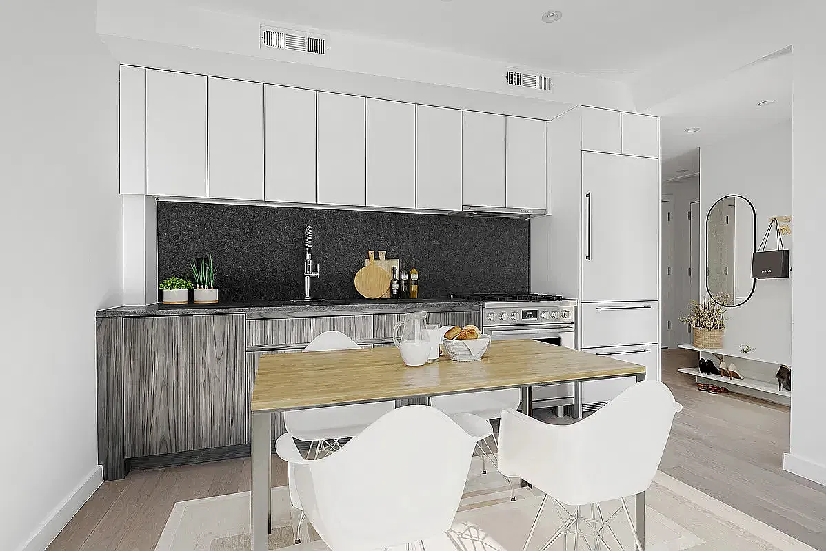 435 Tompkins Avenue — Photo 3