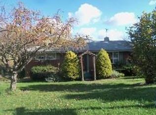 7 Woodcrest Ave, Monessen, PA 15062