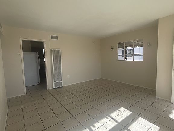 5th image of 953 Lomita Dr