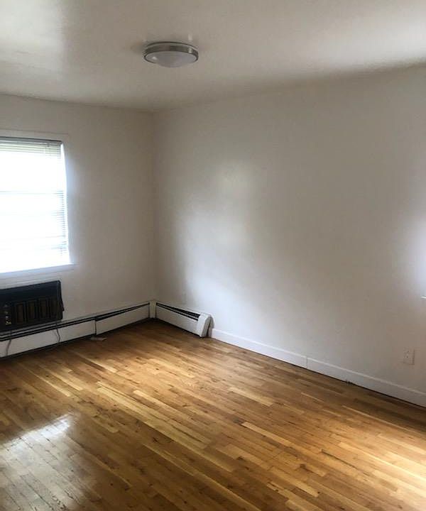 1st image of 14422 26th Ave #1