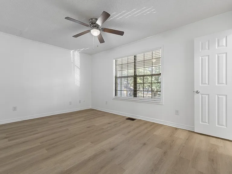 3336 Colonial Oaks Dr #1-B — Photo 15
