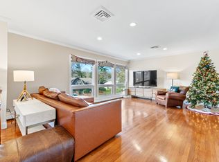 2 Columbine Ct, Montvale, NJ 07645