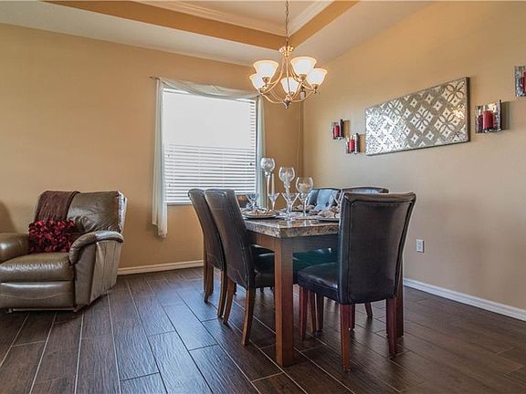 5th image of 2467 Ladoga Dr