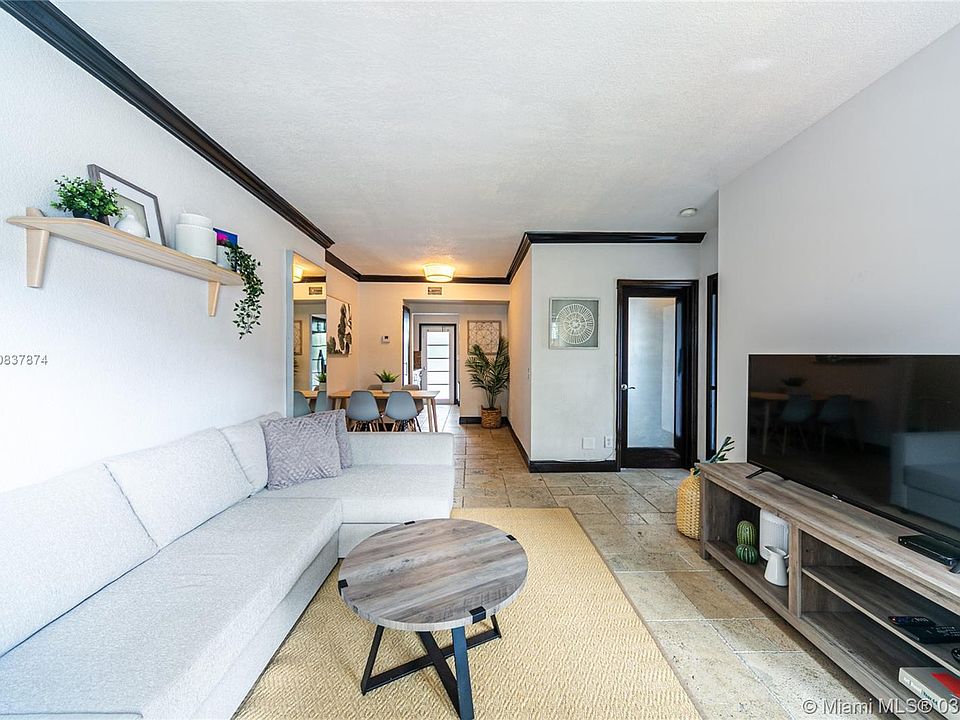 1st image of 1800 Meridian Ave APT 6