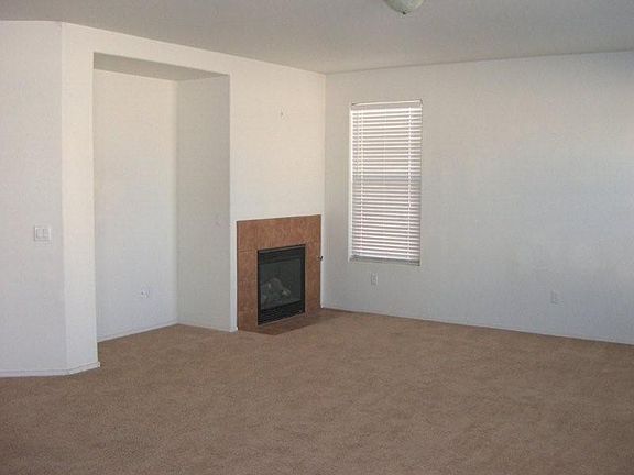 4th image of 6907 S Emerald Pl