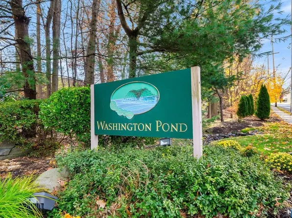 154 Pond Dr #11D, Township Of Washington, NJ 07676