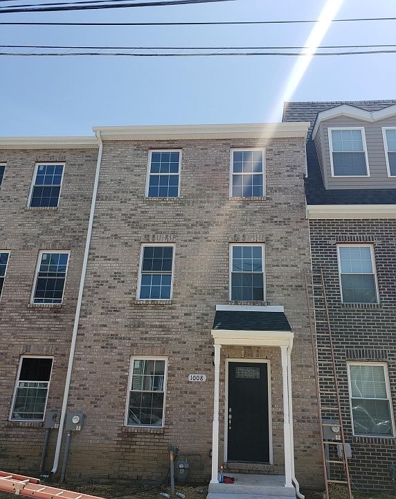 1st image of 1008 Coleman St