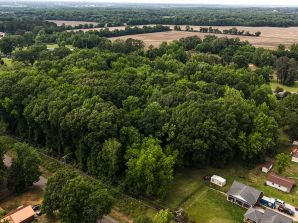 0 Poplar St, Plantersville, MS 38862