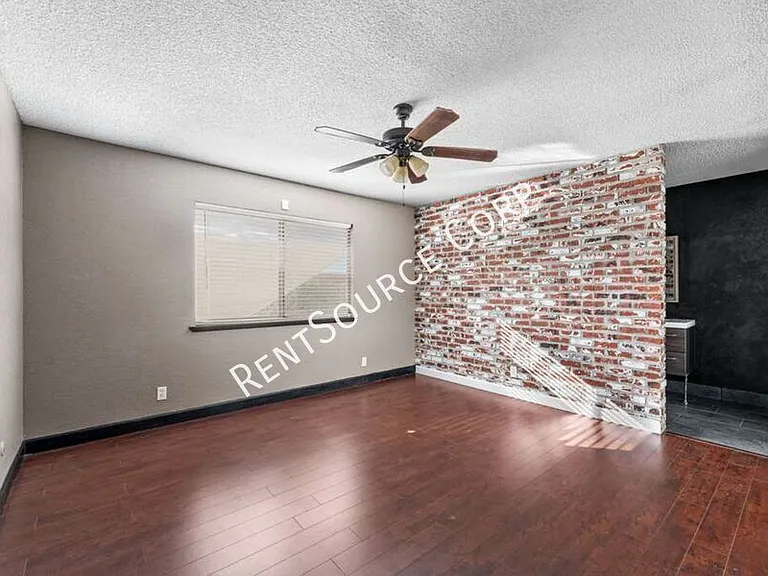 37925 Maureen St — Photo 16