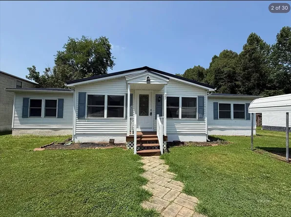 27 Blick Ave, Athens, OH 45701
