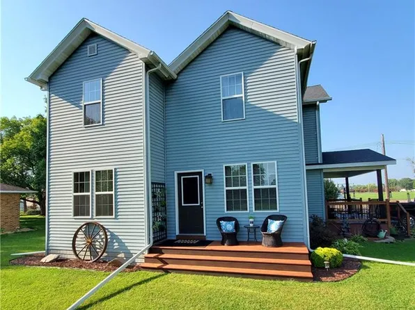 1136 Warren Street, Chippewa Falls, WI 54729