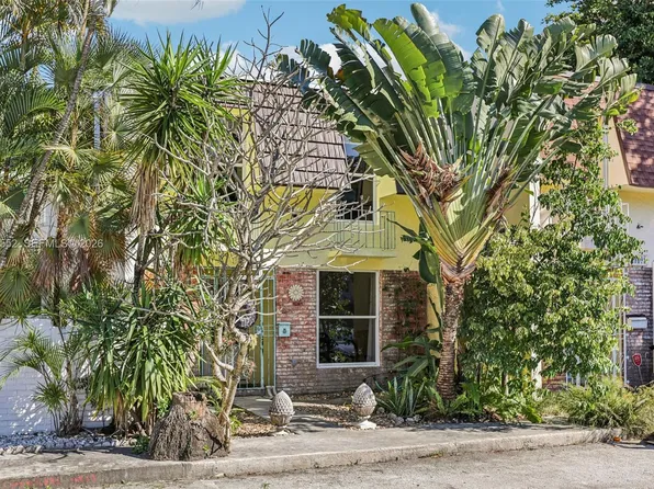 13503 NE 23rd Pl, North Miami, FL 33181