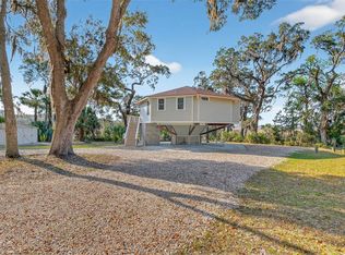 1368 Woodstork Way NE, Townsend, GA 31331