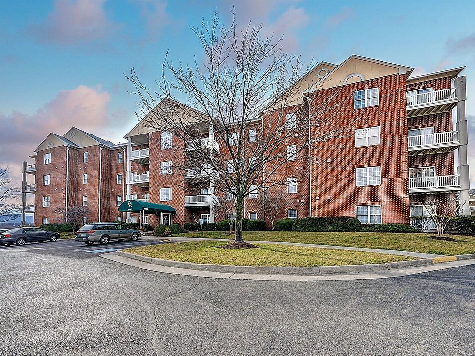 1st image of 4434 Pheasant Ridge Rd SW Unit 202