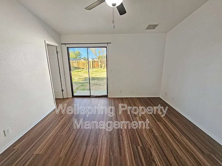 920 W Perch Ave — Photo 7
