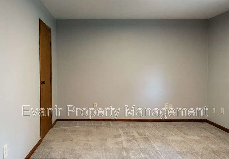 3160 Honeysuckle Dr — Photo 27