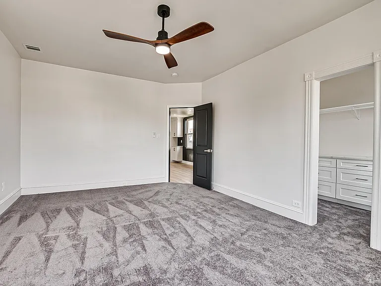 324 Main St #2 — Photo 17