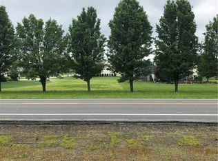 Center Rd, Youngstown, OH 44514